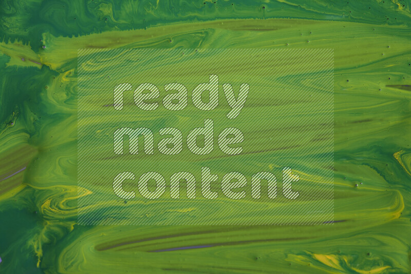 لقطات مقربة لأشكال مختلفة مرسومه باللون الأخضر