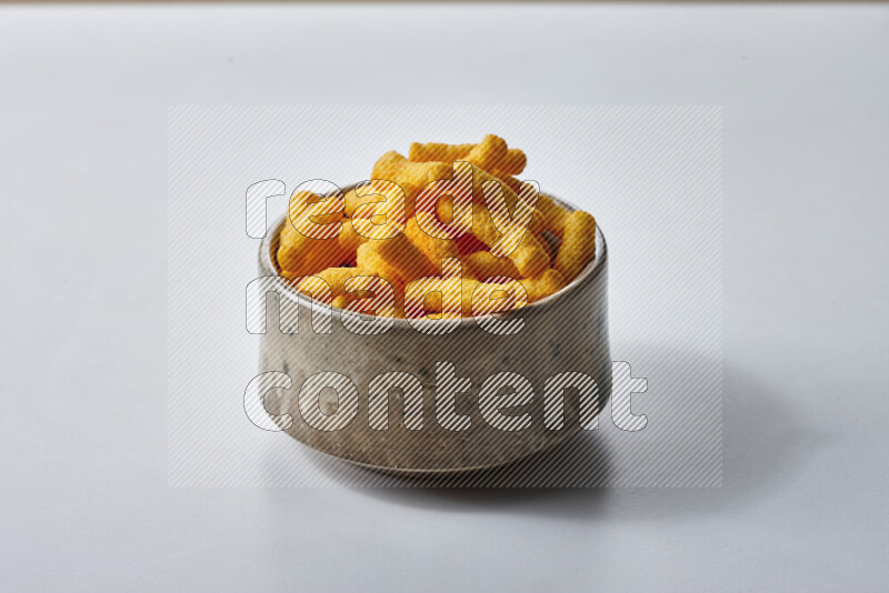 وجبات خفيفه علي خلفية بيضاء