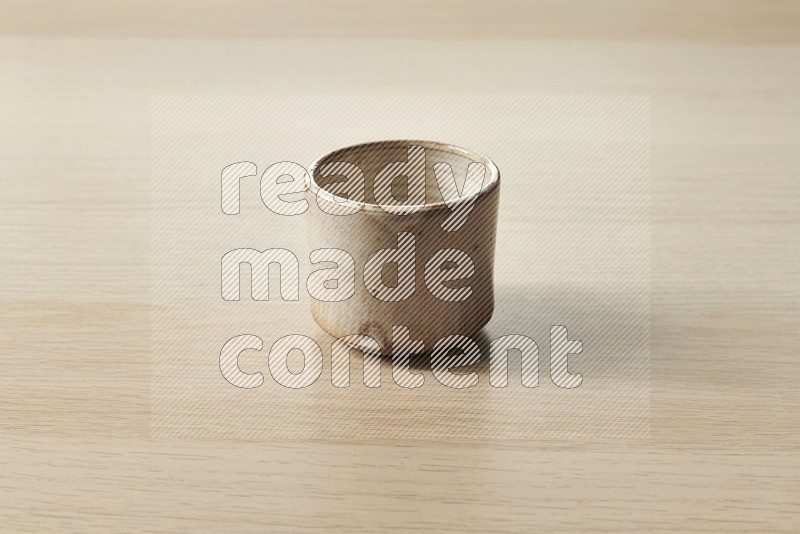 Pottery Cup on Oak Wooden Flooring, 15 degrees