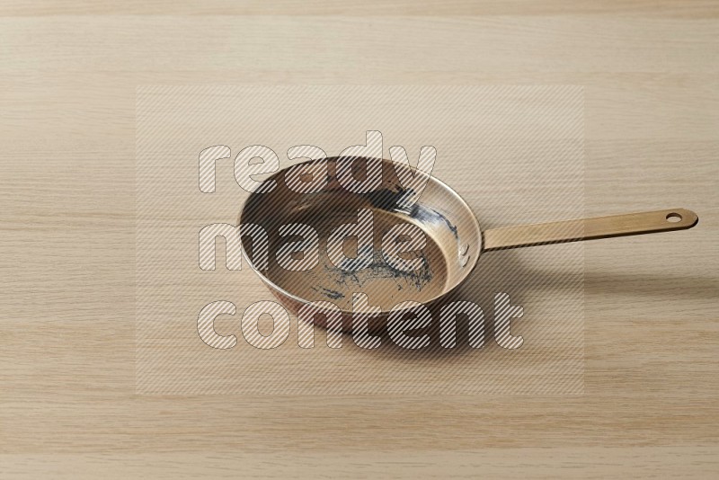 Small Copper Pan on Oak Wooden Flooring, 45 degrees