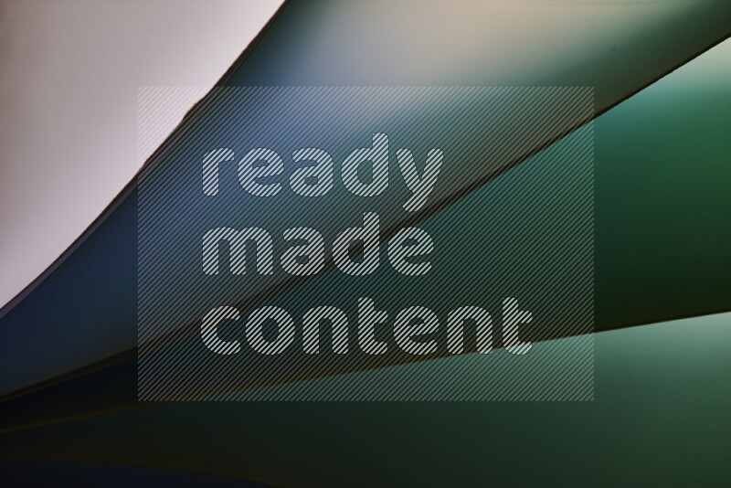 فن تجريدي يعرض منحنيات مع تدرجات الألوان الباردة مكونه بضوء ملون