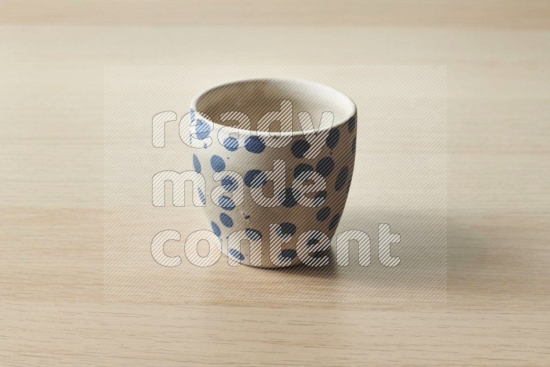 Pottery Cup on Oak Wooden Flooring, 15 degrees