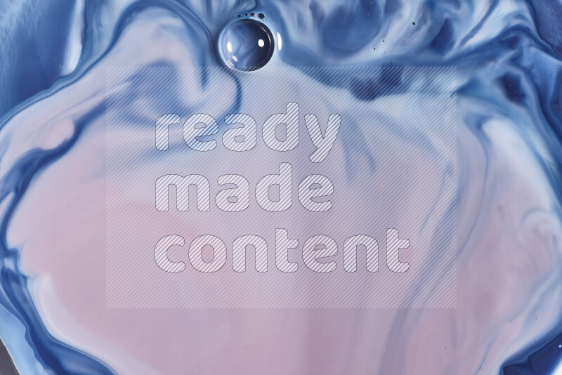 لقطة مقربة لأنماط دوامية باللون الأزرق والأحمر والأبيض